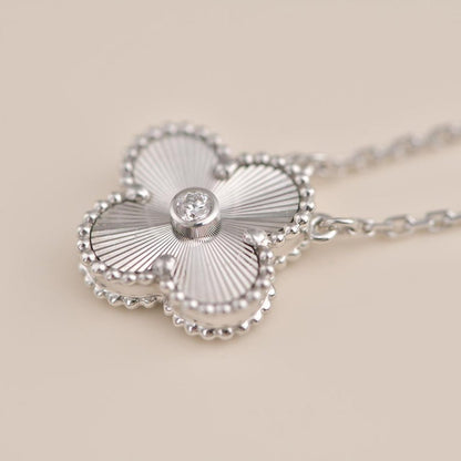 [Olivia Jewelry]CLOVER  15MM DIAMOND LASER NECKLACE SILVER