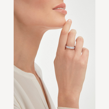 [OLIVIA]ZERO 1 ESSENTIAL WITH A DIAMOD RING