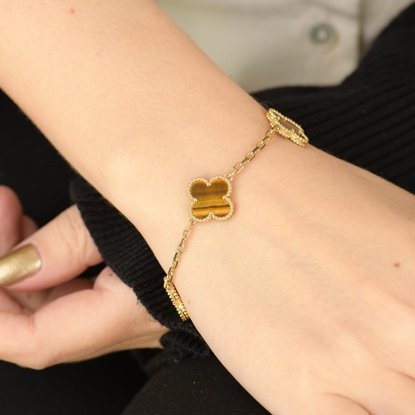 [Olivia JW]CLOVER  5 MOTIFS TIGER EYE BRACELET