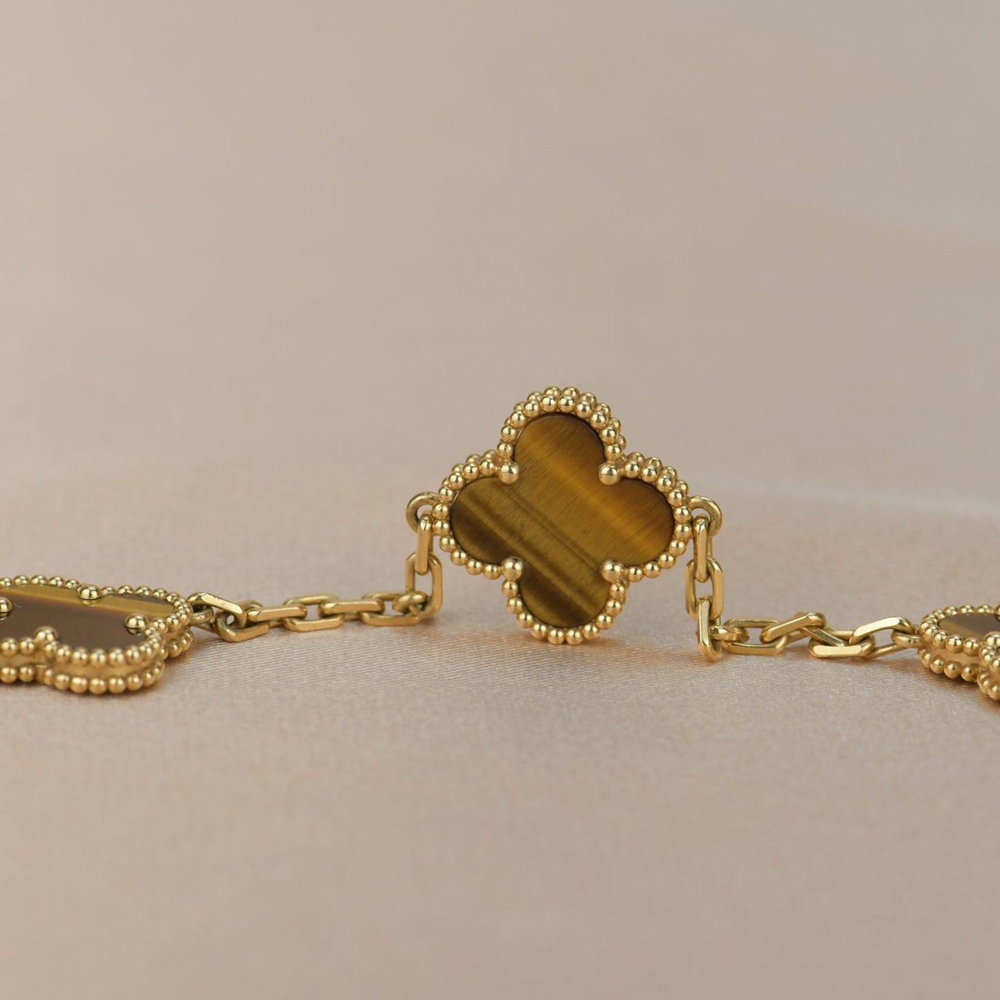 [Olivia JW]CLOVER  5 MOTIFS TIGER EYE BRACELET