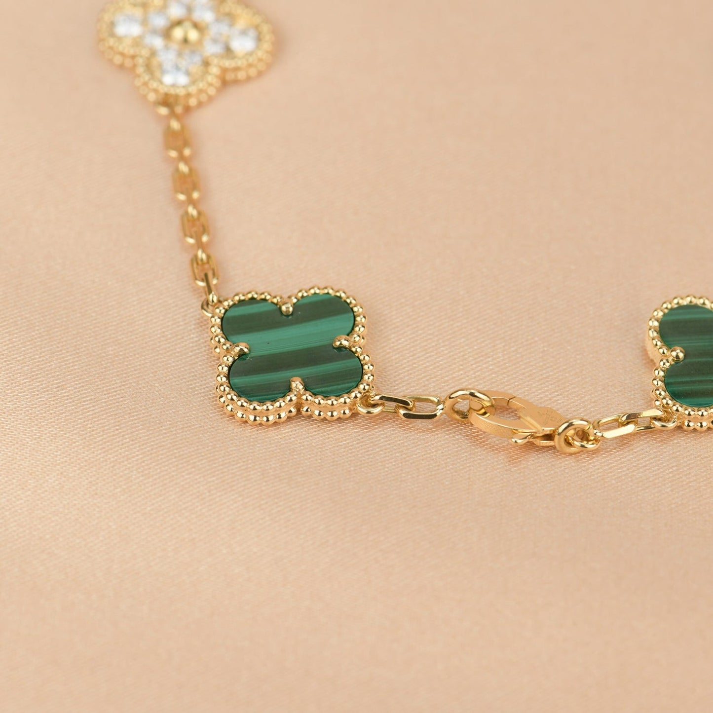 [Olivia JW]CLOVER  5 MOTIF MALACHITE DIAMOND BRACELET