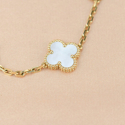[Olivia JW]CLOVER  5 MOTIF WHITE MOP BRACELET