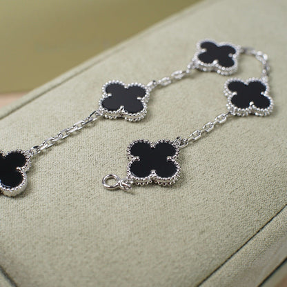[Olivia JW]CLOVER 5 MOTIF ONYXS  BRACELET SILVER