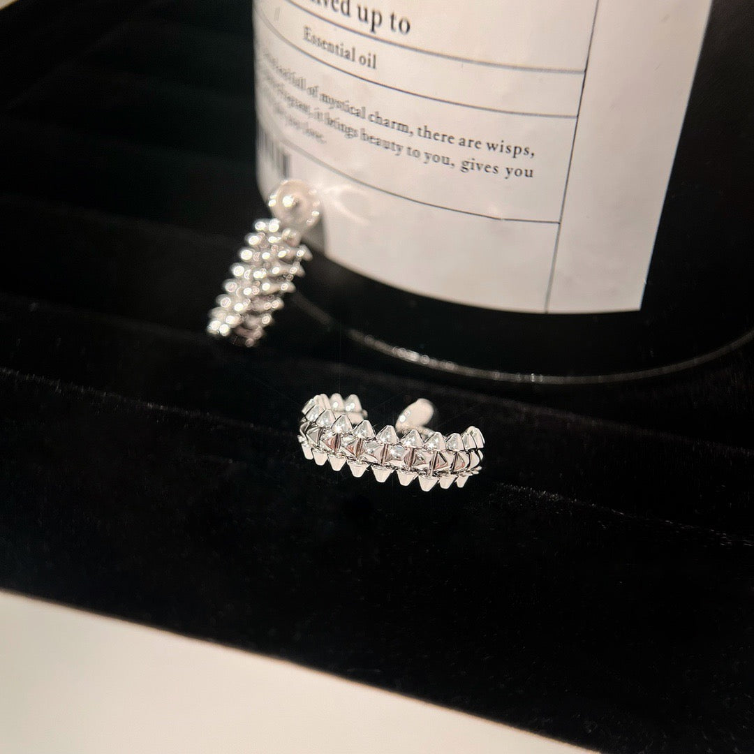 [Olivia Jewelry]CLASH SMALL HOOP EARRINGS