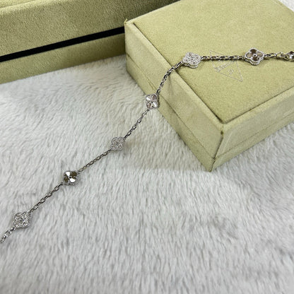 [Olivia JW]CLOVER 6 MOTIF DIAMOND LASER BRACELET