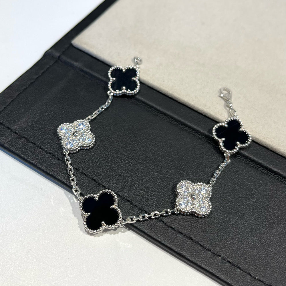 [Olivia JW]CLOVER 5 MOTIF ONYXS DIAMOND BRACELET SILVER