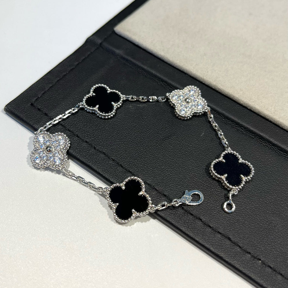 [Olivia JW]CLOVER 5 MOTIF ONYXS DIAMOND BRACELET SILVER