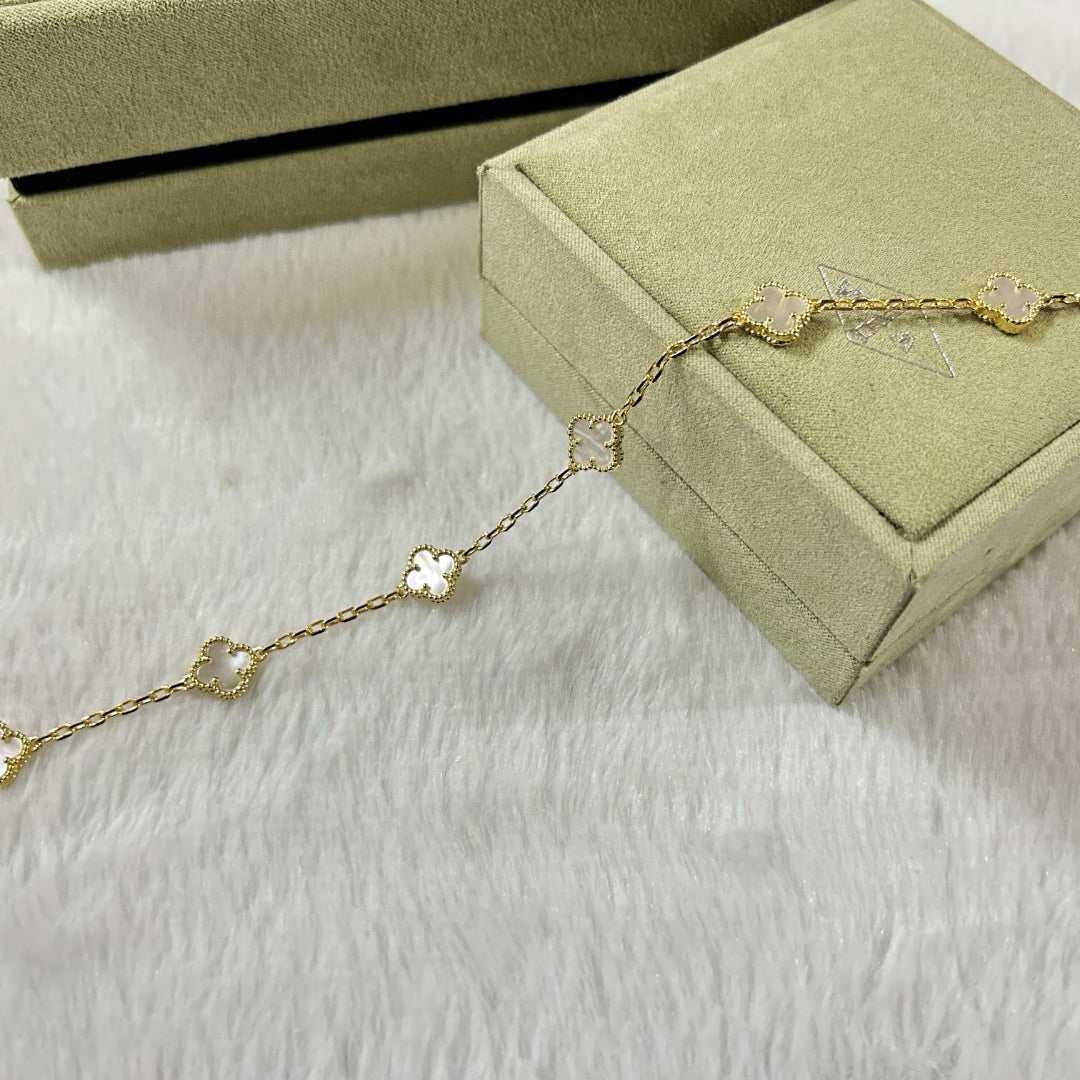 [Olivia JW]CLOVER 6 MOTIF WHITE MOP BRACELET