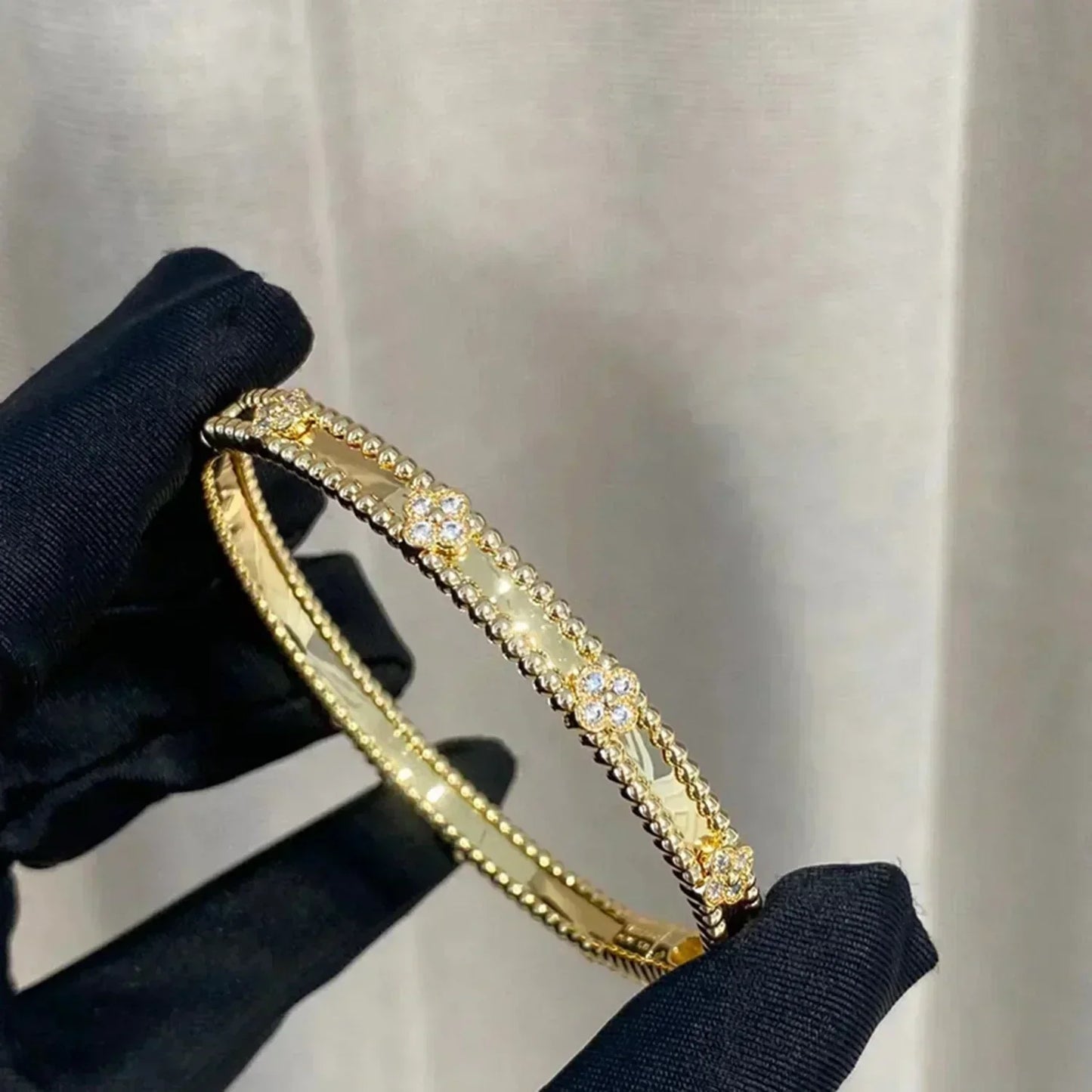 [Olivia Jewelry]CLOVER BRACELET 4MM DIAMONDS