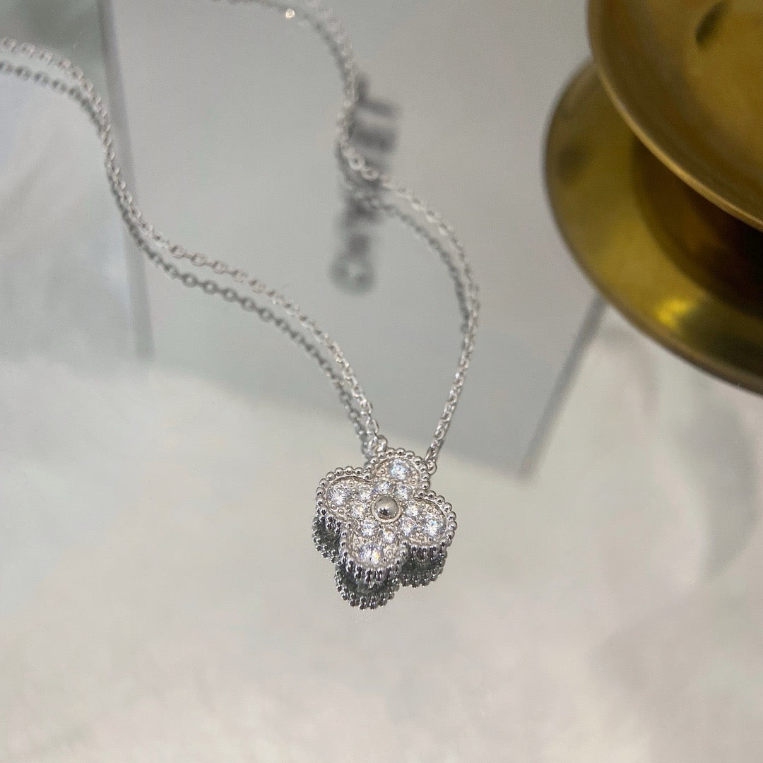 [Olivia Jewelry]CLOVER 15MM DIAMOND SINGLE FLOWER NECKLACE