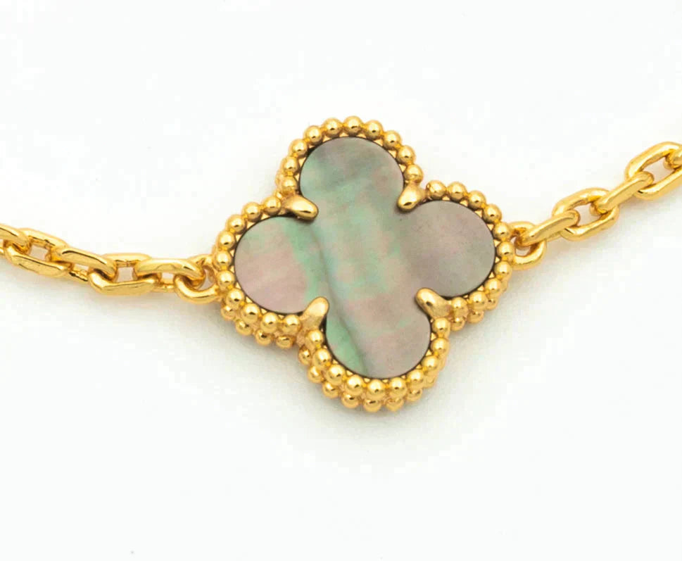 [Olivia JW]CLOVER 5 MOTIF GRAY MOP DIAMOND BRACELET