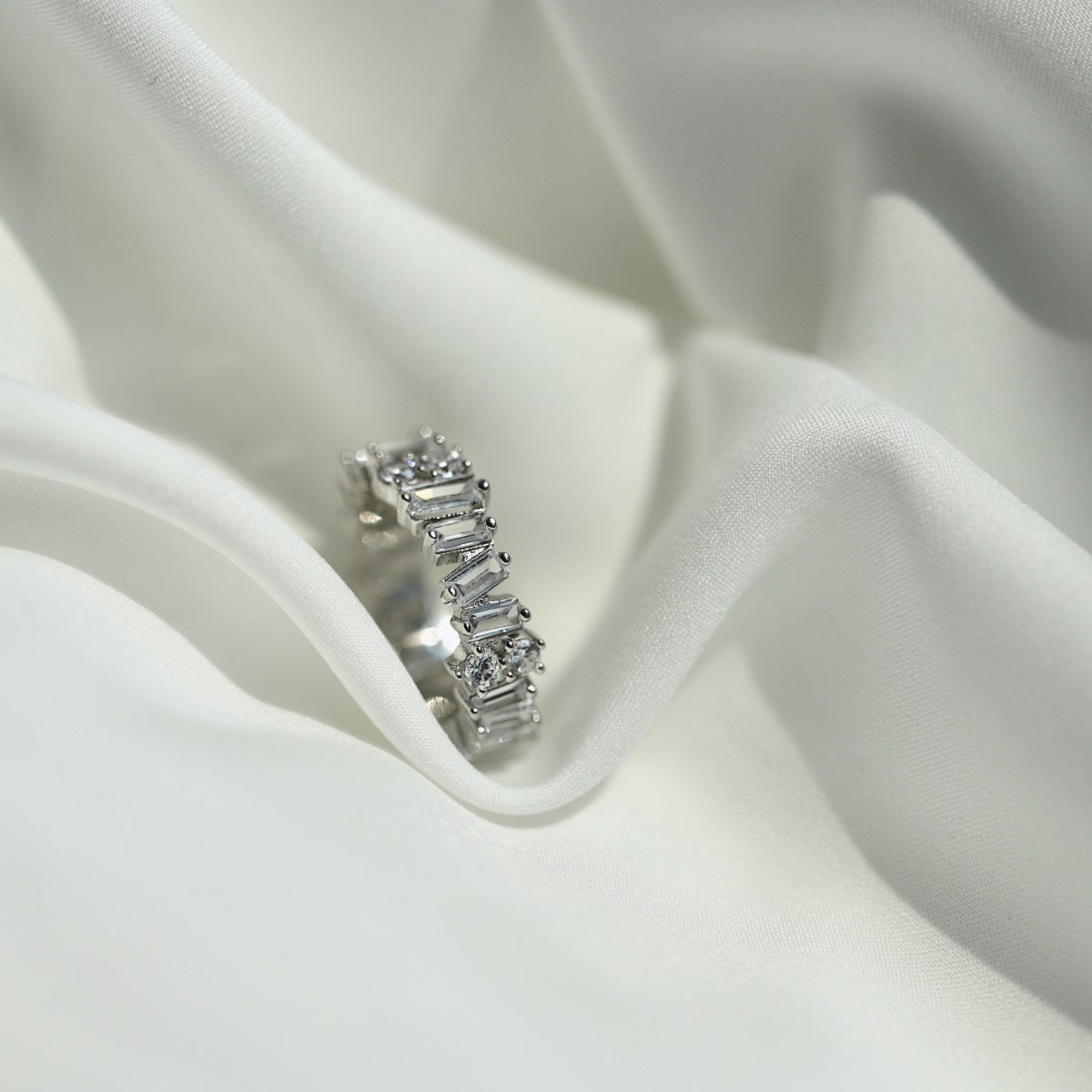 [Olivia Jewelry]Delicate Multi Shape Tennis Ring