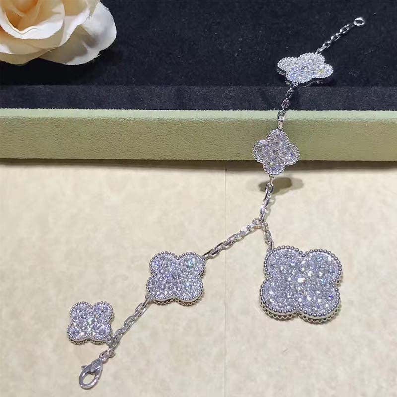 [Olivia Jewelry]CLOVER 6 MOTIFS SILVER DIAMOND BRACELET