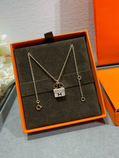 [Olivia Jewelry]H CIRCE MOISSANITE PENDANT NECKLACE GOLD