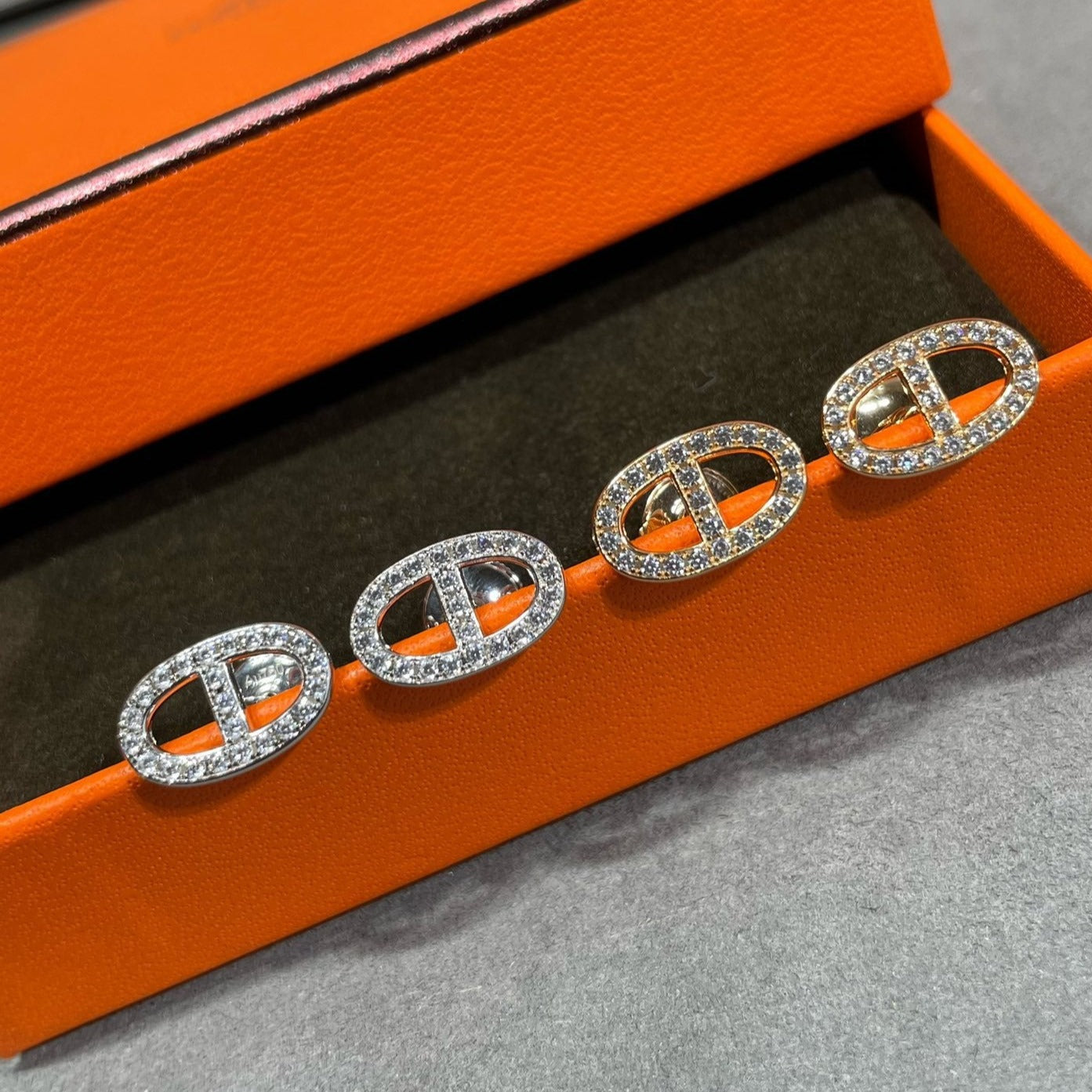[Olivia Jewelry]HM FULL DIAMOND PIG NOSE STUD EARRINGS