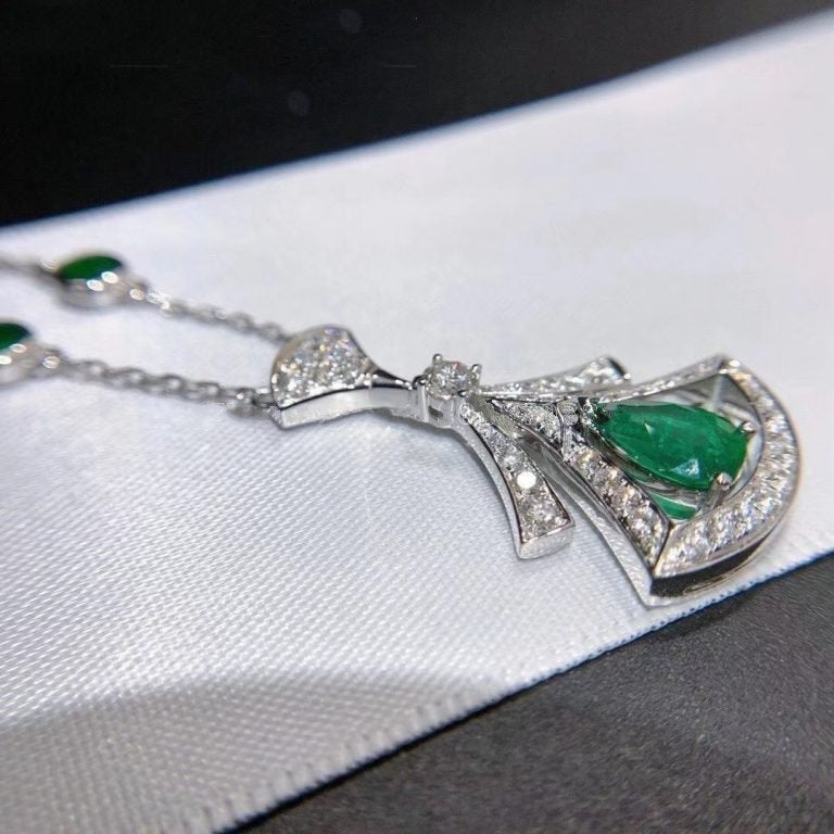 [OLIVIA]DREAM NECKLACE MALACHITE DIAMOND SILVER