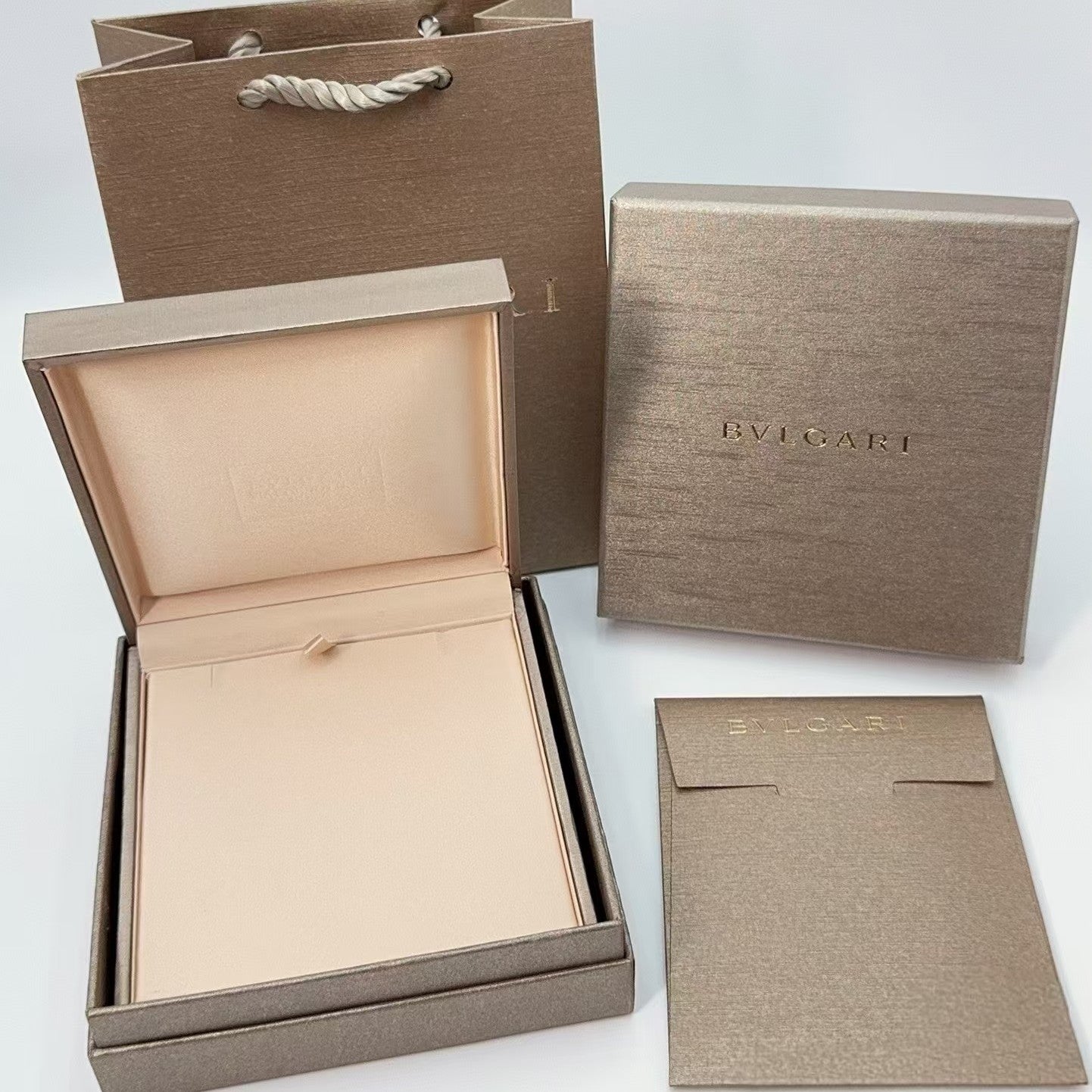 [Olivia Jewelry]BV BRACELET NECKLACE RING BOX GIFT BAG