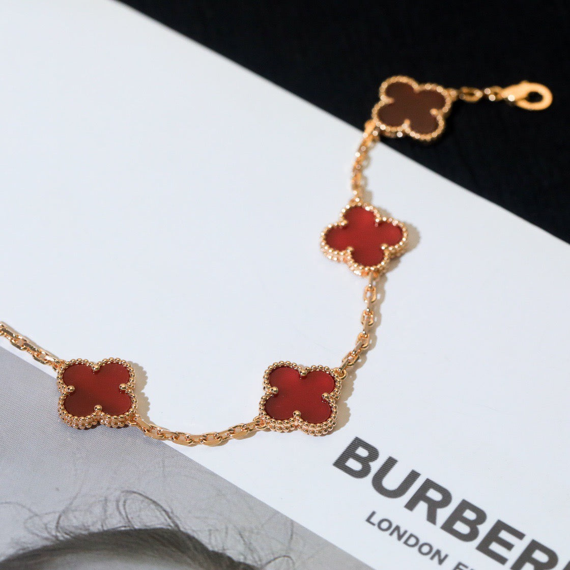 [Olivia JW]CLOVER 5 MOTIFS RED AGATE  BRACELET