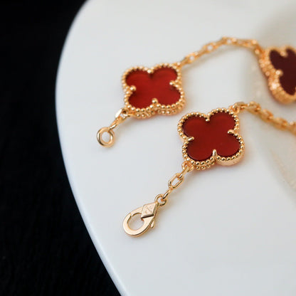 [Olivia JW]CLOVER 5 MOTIFS RED AGATE  BRACELET