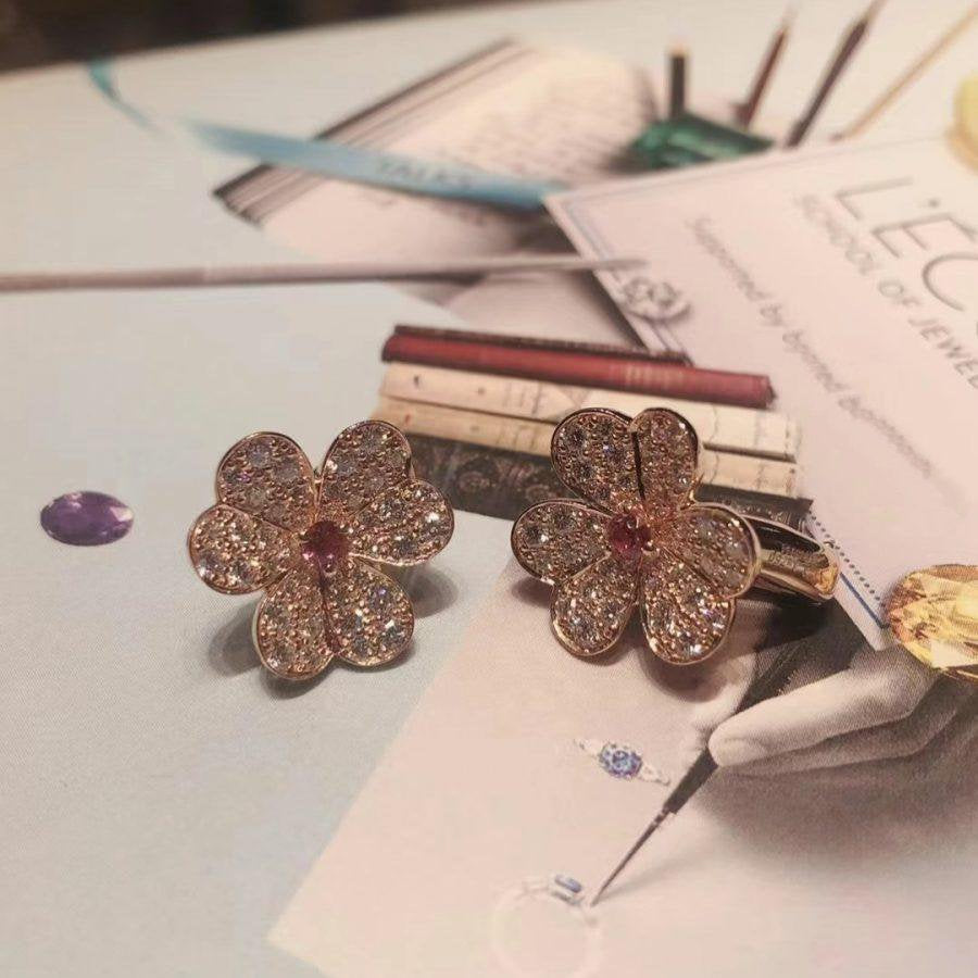 [Olivia Jewelry]FRIVOLE PINK GOLD FLOWER DIAMOND EARRINGS