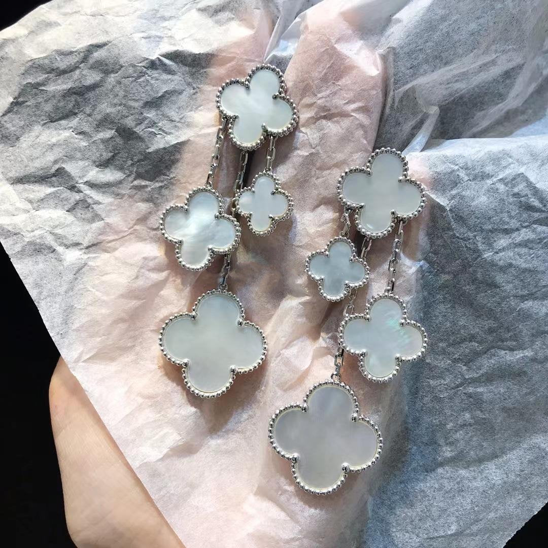 [Olivia Jewelry]CLOVER EARRINGS WHITE MOP 4 MOTIFS SILVER