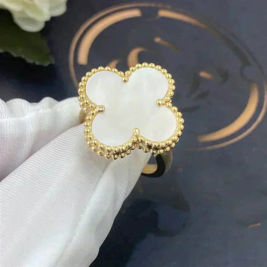 [Olivia Jewelry]CLOVER WHITE MOP RING