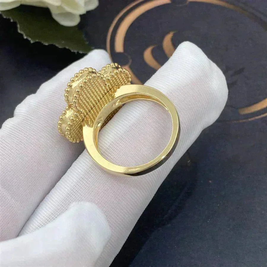 [Olivia Jewelry]CLOVER WHITE MOP RING