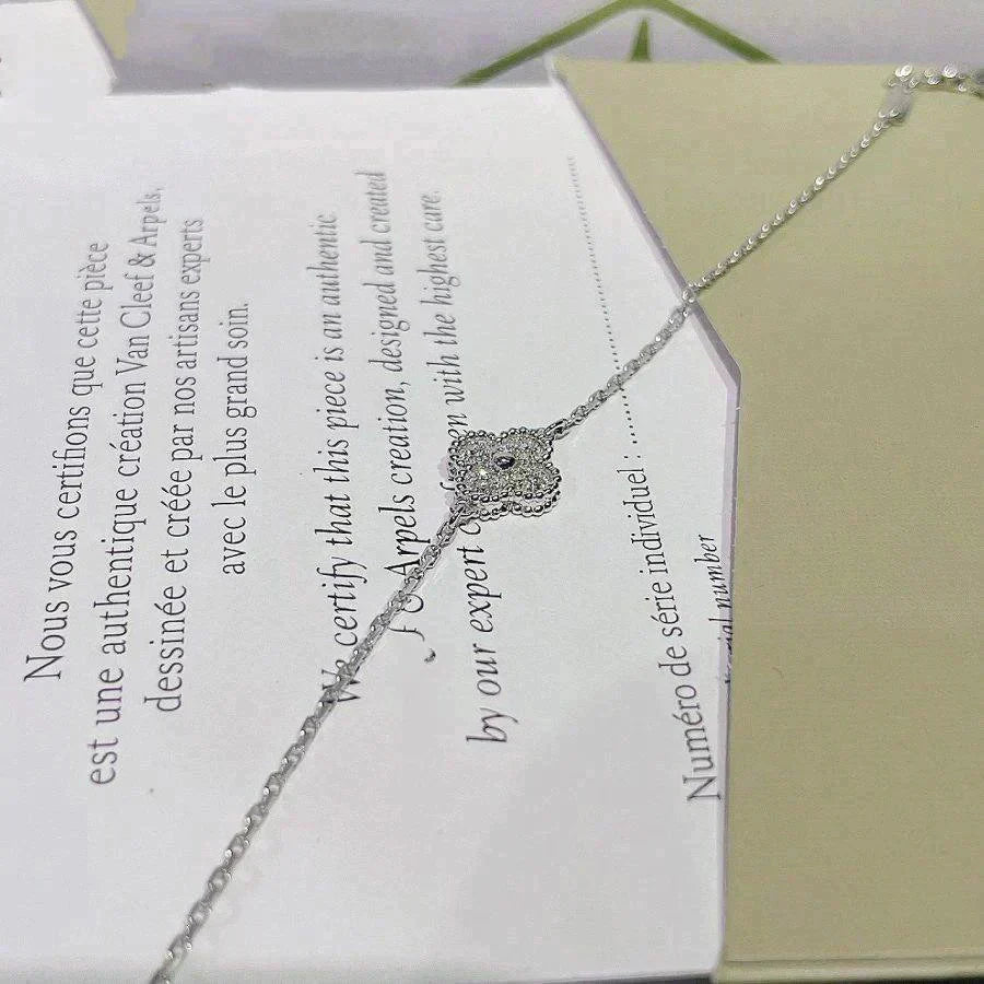 [Olivia Jewelry]CLOVER  SINGLE FLOWER BRACELET SILVER