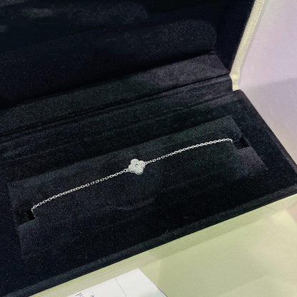 [Olivia Jewelry]CLOVER  SINGLE FLOWER BRACELET SILVER