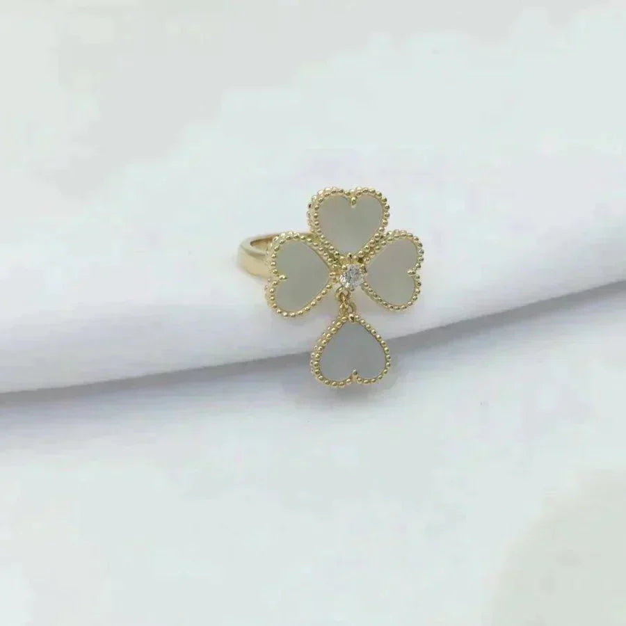 [Olivia Jewelry]SWEET CLOVER WHITE MOP RING