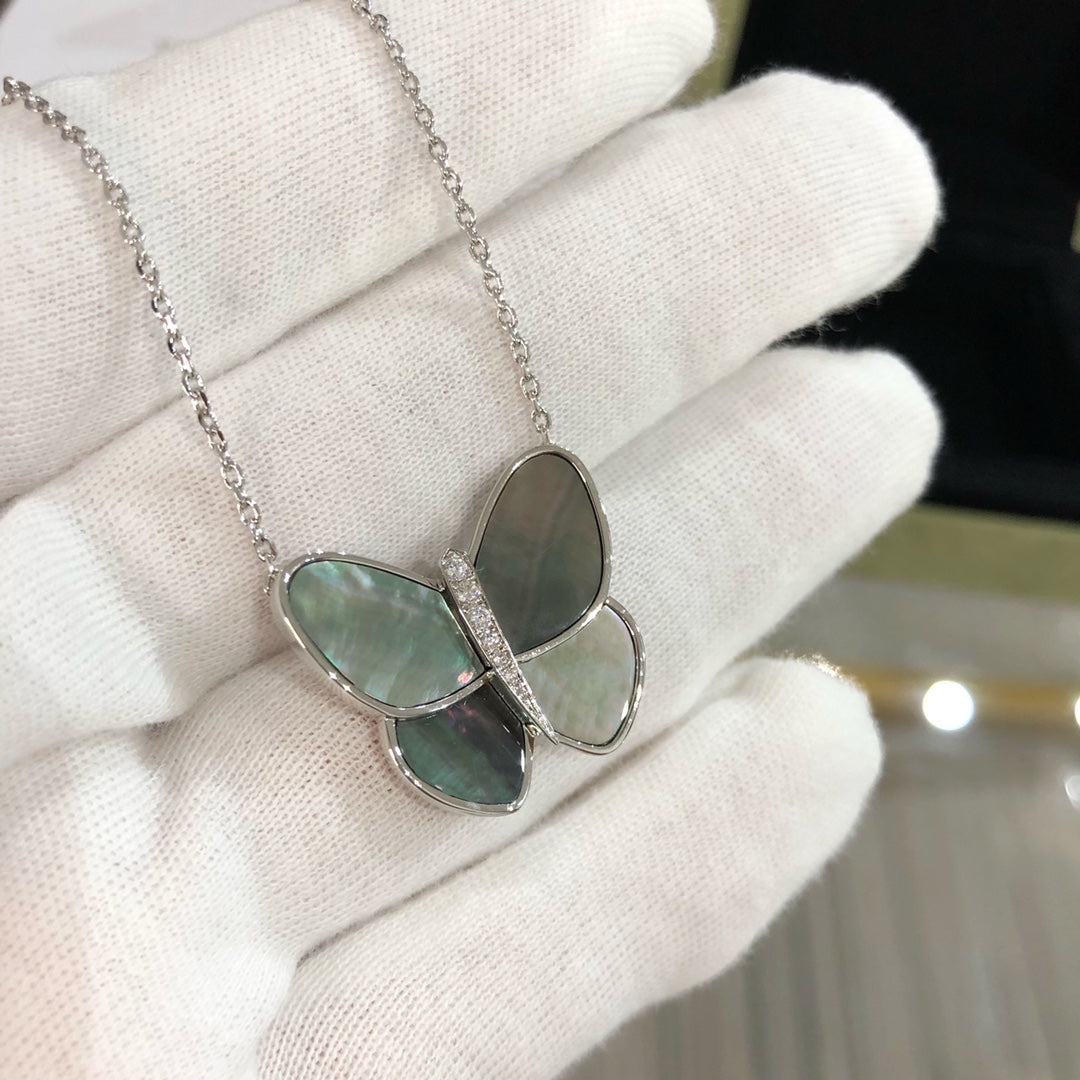 [Olivia Jewelry]LARGE BUTTERFLY SILVER PENDANT DIAMOND NECKLACE