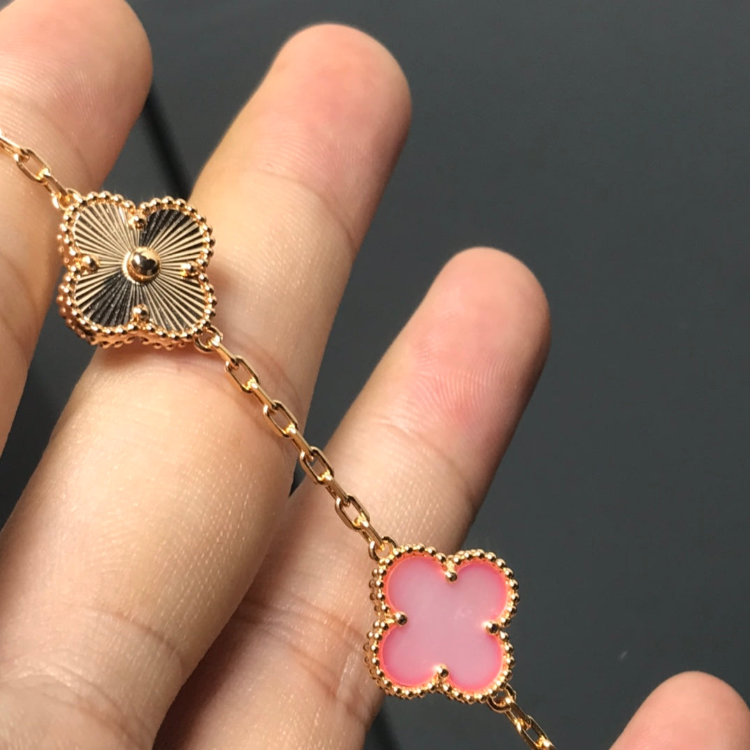 [Olivia JW]CLOVER BRACELET 5 MOTIF PINK AND PINK GOLD