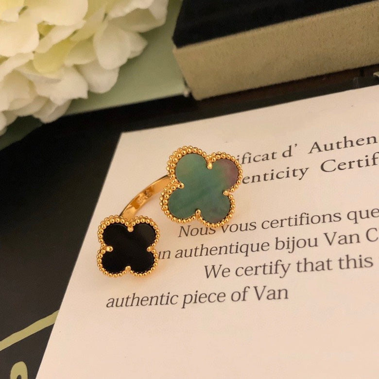 [Olivia Jewelry]CLOVER BETWEEN THE FINGER RING