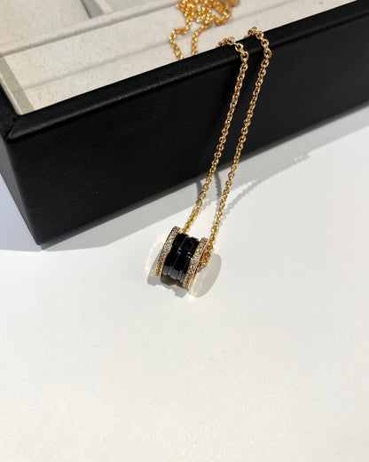[OLIVIA]ZERO 1 BLACK CERAMIC DIAMOND PINK GOLD NECKLACE