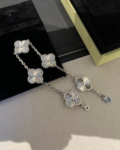 [Olivia JW]CLOVER SILVER 5 MOTIFS BRACELET