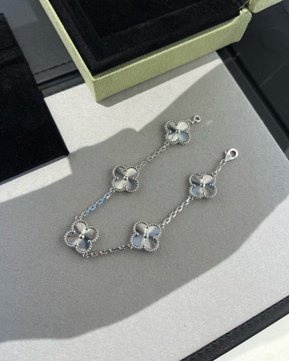 [Olivia JW]CLOVER SILVER 5 MOTIFS BRACELET